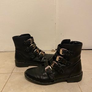 Black buckle boots